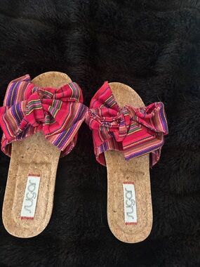 Suger Women's Xenonc Twist-Tie Slide Sandals Red Multi Stripe Size 9